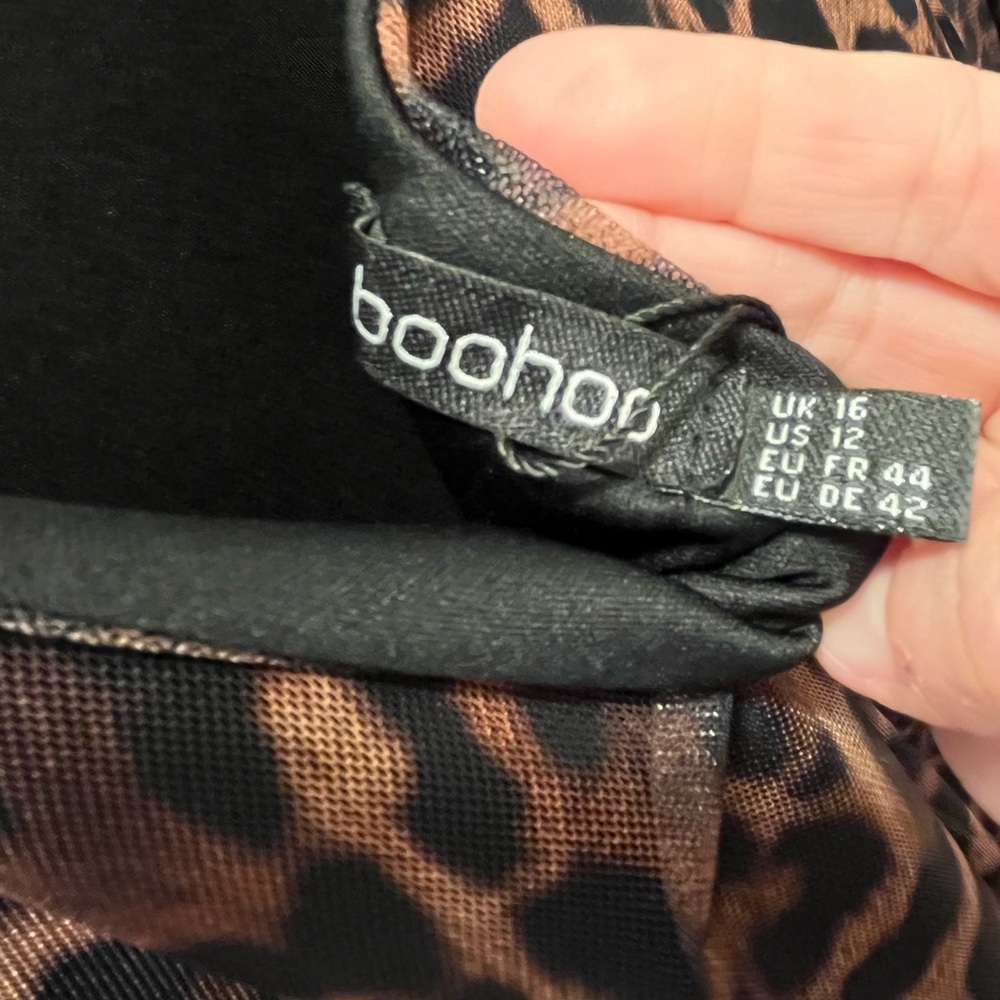 Leopard Print Form Fitting Scoop Back Maxi Dress size 12 - Picture 5 of 11